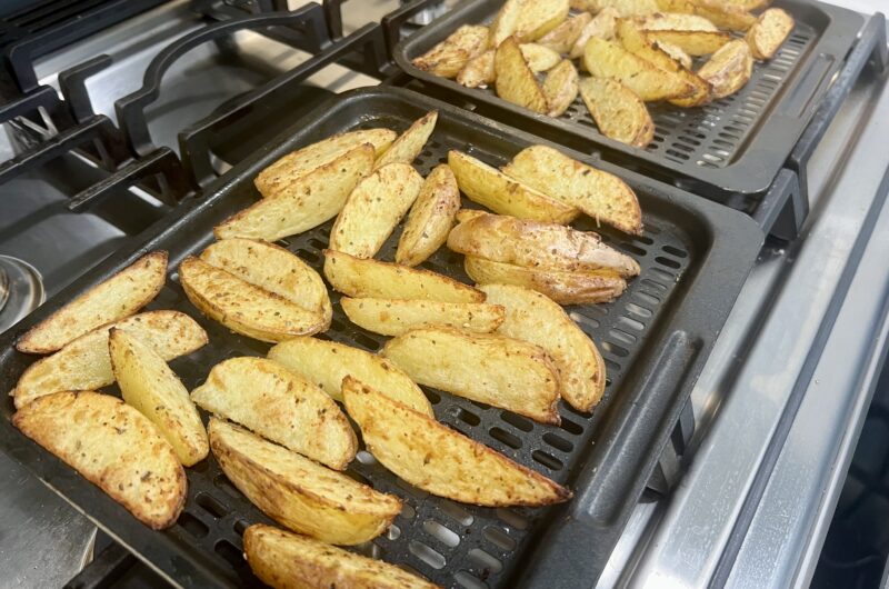 Seasoned Air Fried Potato Wedges