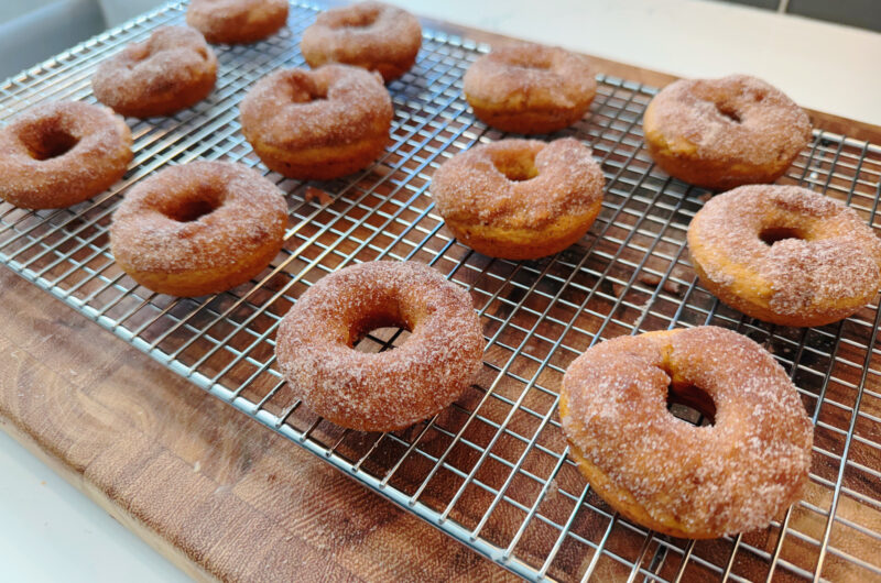 Baked Pumpkin Spice Doughnuts