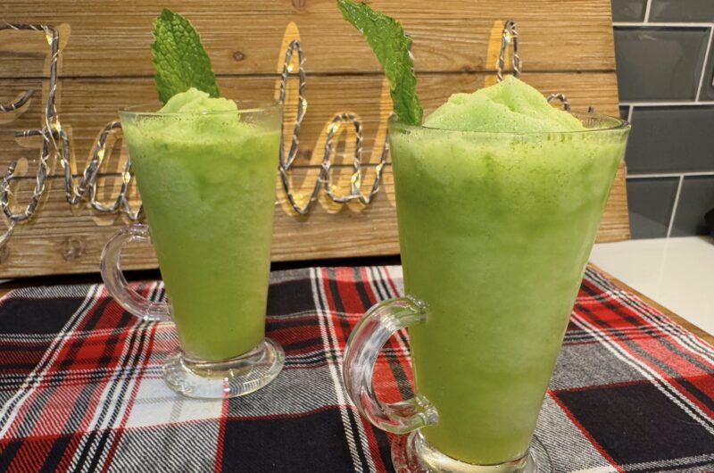 Grinch Mojito Mocktail