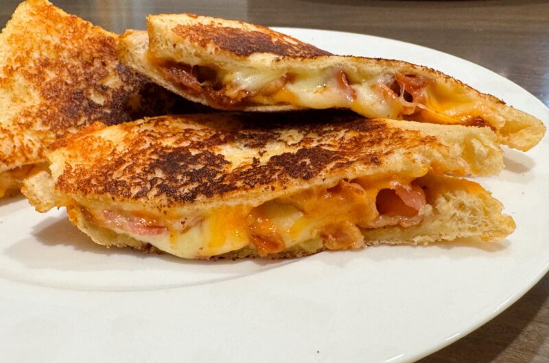 Bacon Grilled Cheese Sandwich