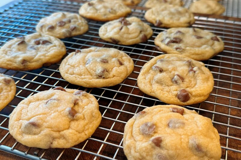 Easy Chocolate Chip Cookies